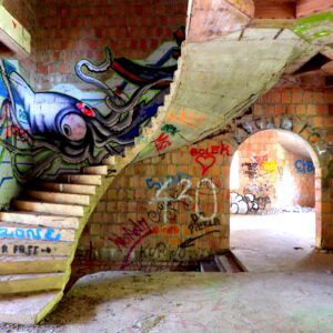 Schody w zamku w Łapalicach