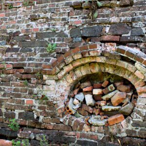oko Horusa w piramidzie w Rożnowie