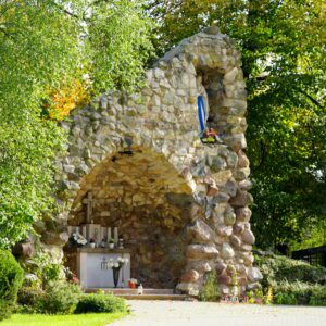 Grota Lourdzka w Gliwicach