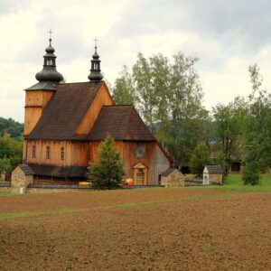 wiejski kościółek